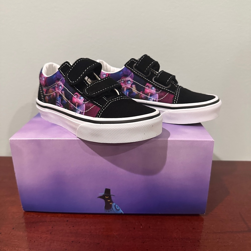 Vans KPop Demon Hunters Sneakers NWT Size 11.5 - Picture 2 of 5